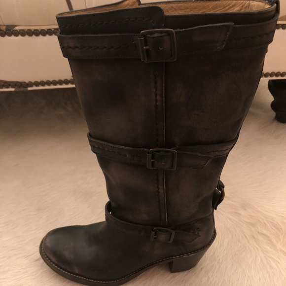 Frye Carmen distressed triple strap boot - Picture 11 of 13